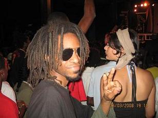 20080619063008-kemandola.jpg